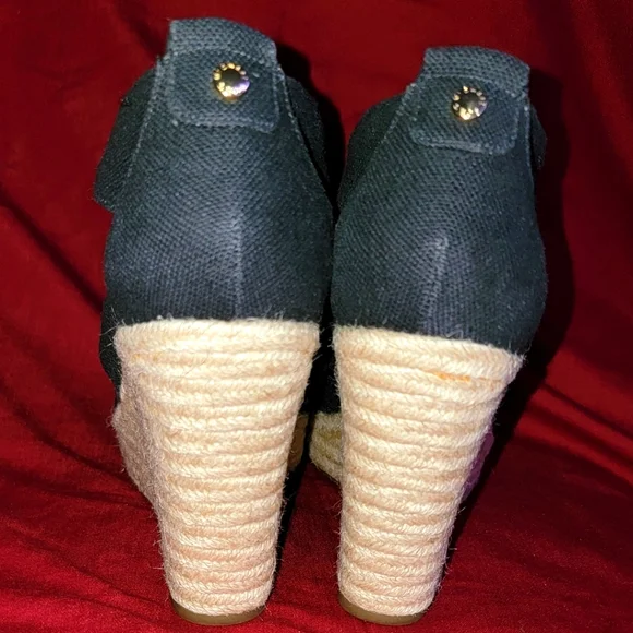 ‼️⁉️‼️Women's Michael Kors Damita Wedge Sandals⁉️‼️⁉️ Size: 9.5 - Picture 4 of 8